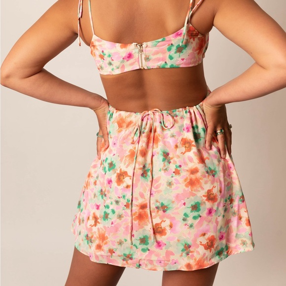 Floral mini dress - Picture 6 of 12